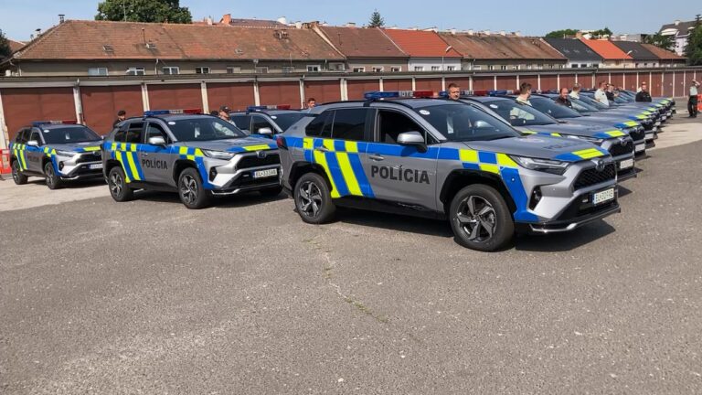 PRÁVE  TERAZ  – NOVÉ POLICAJNÉ AUTÁ PRE KOŠICKÝ A PREŠOVSKÝ KRAJ 🚔🚔🚔

➡️ VOZIDLÁ SÚ ZAKUPENÉ ZO ZDROJOV PLÁNU OBNOVY A ODOLNOSTI